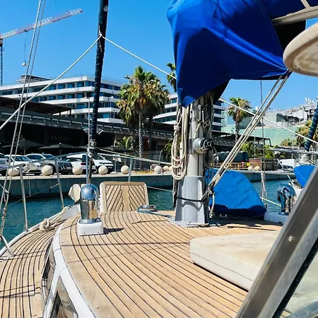 Botel Sailboat Barcelona *
